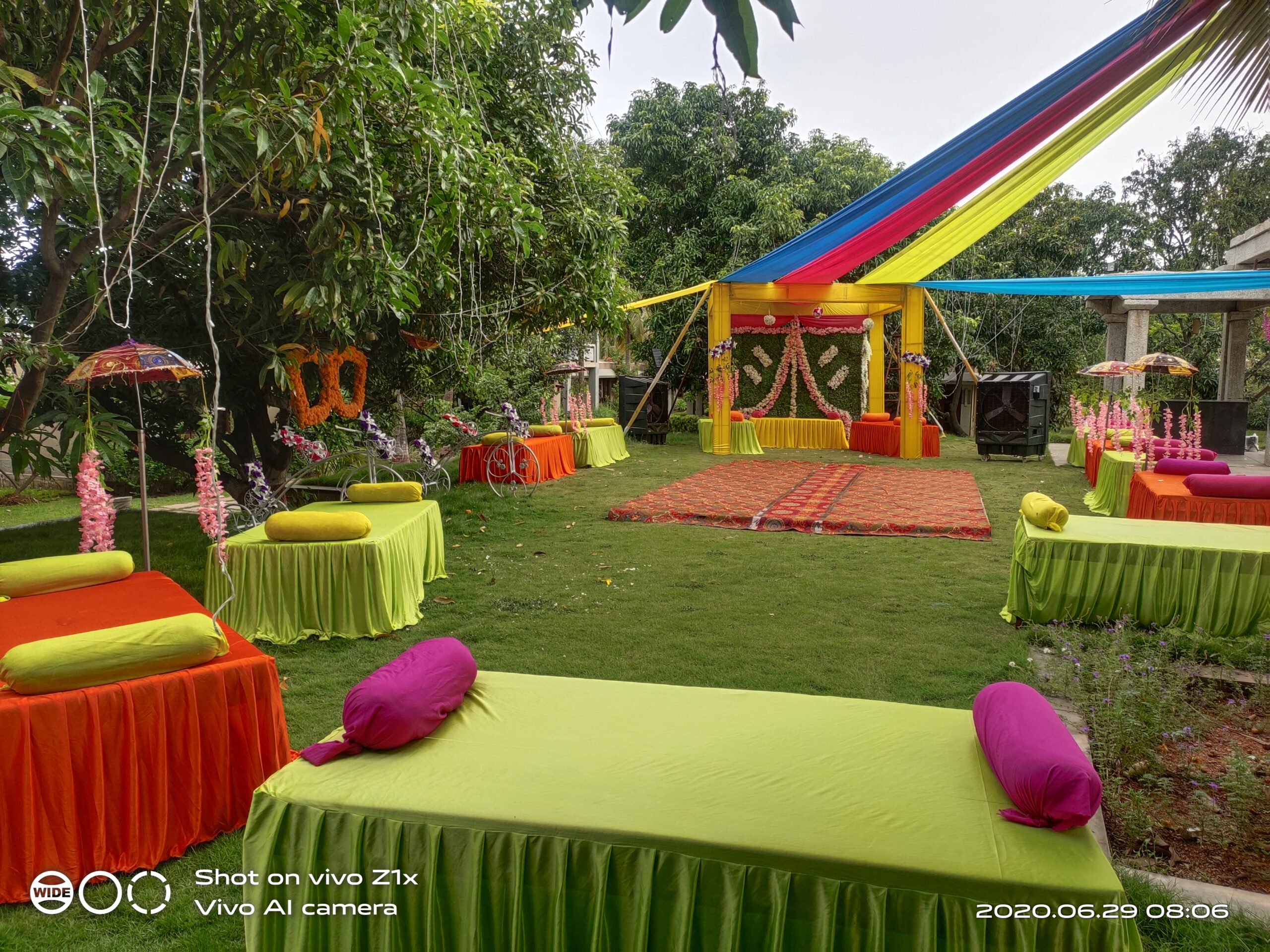 module: a; 
touch: (-1.0, -1.0); 
modeInfo: ; 
sceneMode: Hdr; 
cct_value: 5807; 
AI_Scene: (-1, -1); 
aec_lux: 103.97592; 
hist255: 0.0; 
hist252~255: 0.0; 
hist0~25: 0.0;