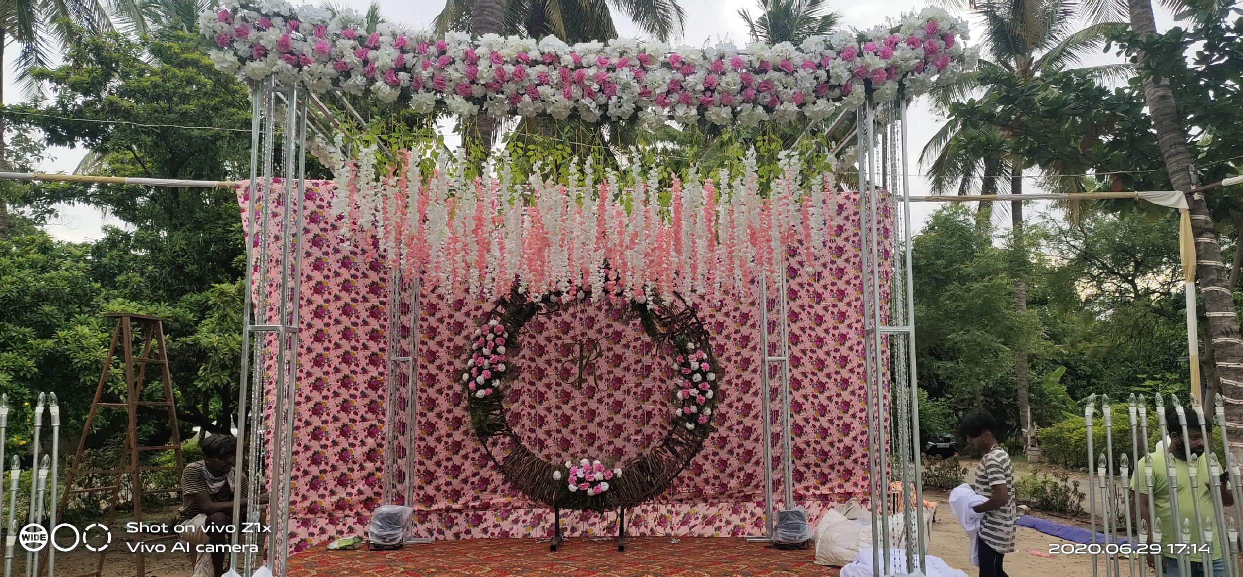 module: a; 
touch: (-1.0, -1.0); 
modeInfo: ; 
sceneMode: Night; 
cct_value: 5692; 
AI_Scene: (-1, -1); 
aec_lux: 103.8072; 
hist255: 0.0; 
hist252~255: 0.0; 
hist0~25: 0.0;