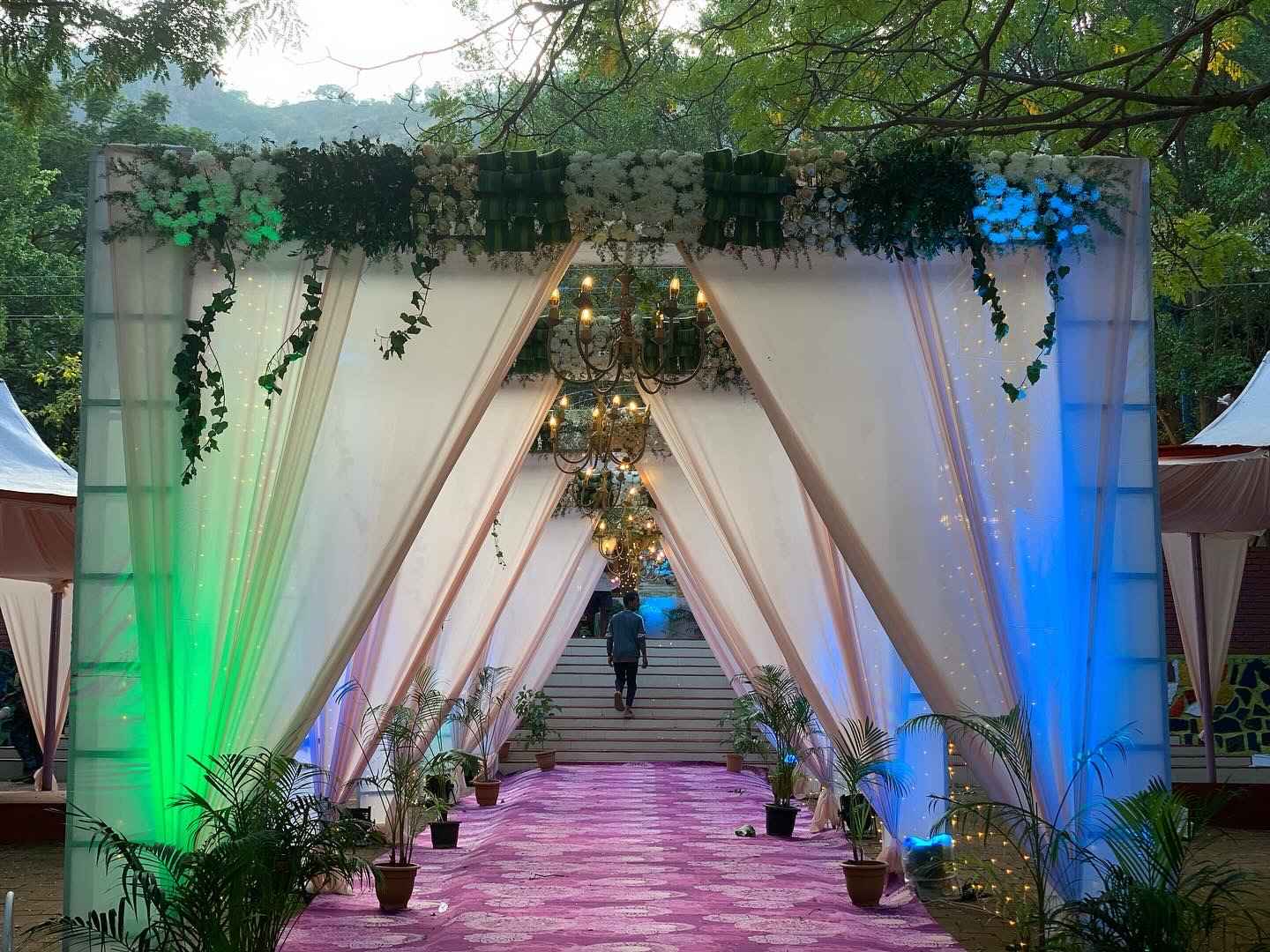 48666A99-8744-46CC-B020-317F43C57435